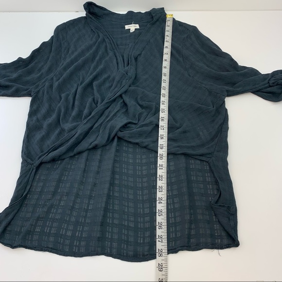 Urban Outfitters Silence & Noise Surplice Top - Picture 9 of 12